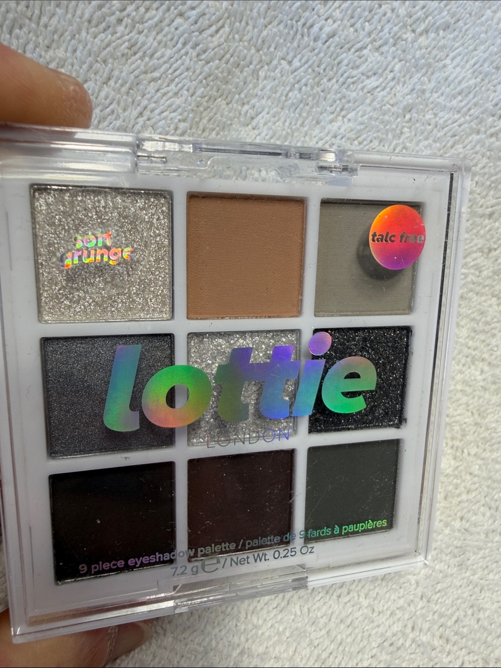 ๐ฅ5 for $25๐ฅLottie London Soft Grunge 9-Piece Eyeshadow Palette
